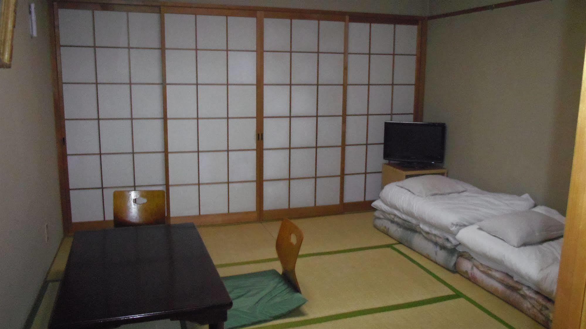 Hotel Ryokan OHTO Cat garden Kyoto Buitenkant foto